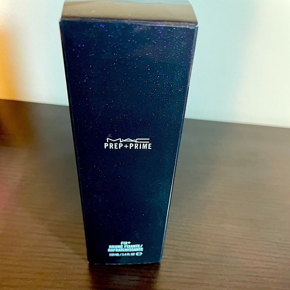 Mac Prep & Prime Fix+ Setting Spray in Coconut